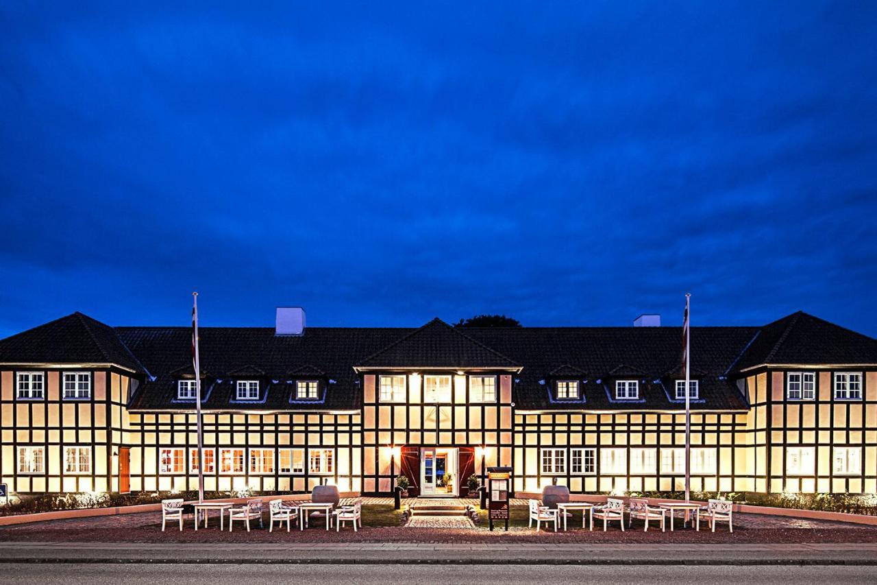 Inn Molskroen 3*
